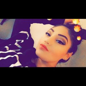 Meet your Posher, Kaylee